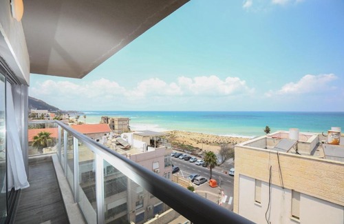 Haifa Apartamento | The Sea View apartment by the beach