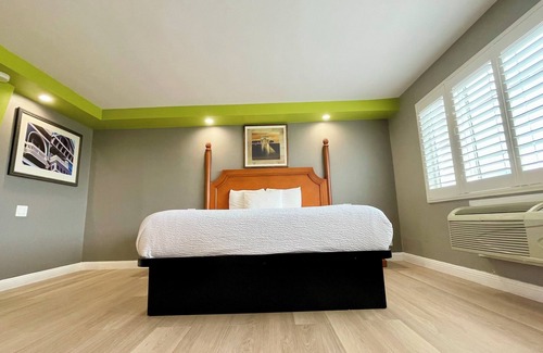 Outer Sunset Hotel | The SeaScape Inn