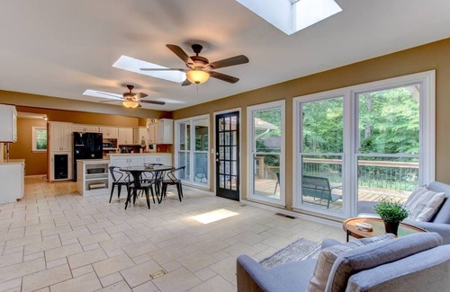 Fayetteville Casa | The Serene Spot