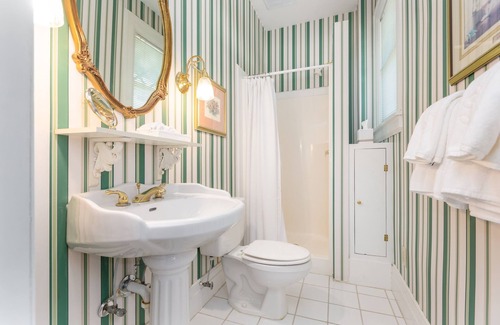 Winston - Salem Hotel | The Shaffner Inn