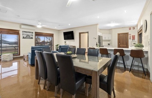 Paringa Casa | The Shamrock Luxury Retreat