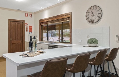 Paringa Casa | The Shamrock Luxury Retreat