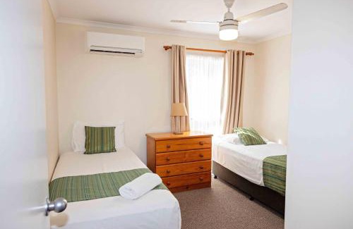 Blacks Beach Apartamento | The Shores Holiday Apartments