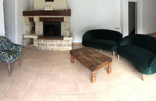 Baron Casa | THE SIGNORET HOUSE IN THE COUNTRYSIDE NEAR BORDEAUX