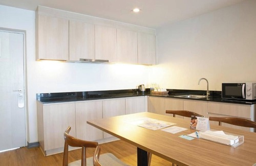 Suan Luang Complejo | The Silver Palm Wellness Resort, Two-Bedroom Residence, Double and 2 Single Beds