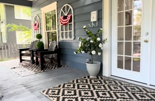 Pittsburg Casa | The Silverback Shack