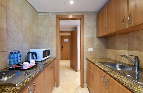 Beirut Apartamento | The Smallville Xpress Hotel