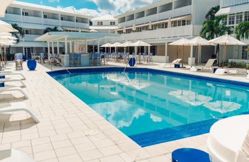 Rodney Bay Hotel | The SoCo House - All-Inclusive