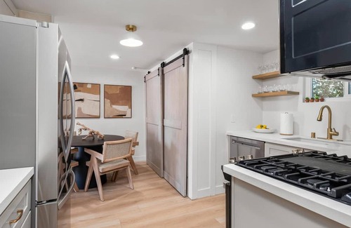 North Redondo Apartamento | The South Bay Retreat