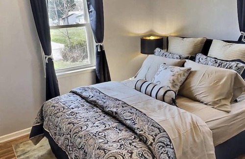 Dayton Casa | The Speakeasy Villa | 1920's Inspired Luxury Home