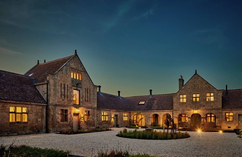 Walwick Cabaña | THE STALLION, pet friendly, character holiday cottage in Humshaugh