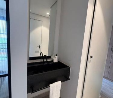 Asuncion Apartamento | The Station Villa Morra