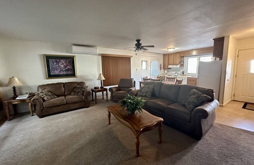 Hill City Casa | The Stony Ridge is a 3 bedroom/2 bath home located in the town of Hill City!