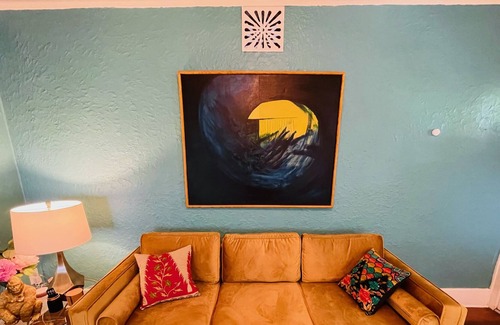 East Hill Cabaña | The Sunday Morning Bungalow- Near Downtown & Beach!