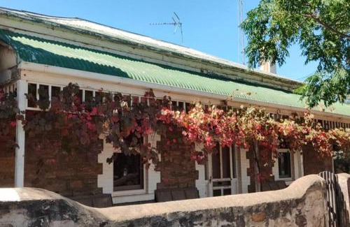 Burra Casa | The Sunday School Cottage on the Heysen Trail