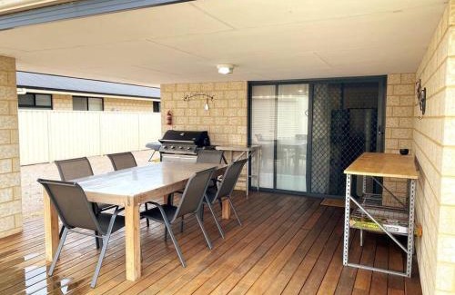 Castletown Casa | The Sundowner