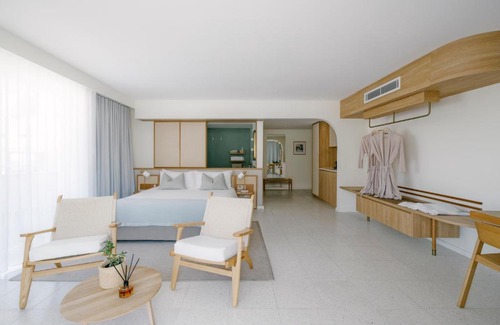 Yamba Hotel | The Surf Yamba