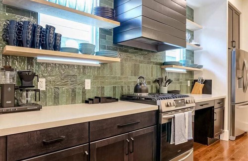 Faubourg Lafayette Hotel | The Syd | The Rhythm of New Orleans | Pool & Oasis