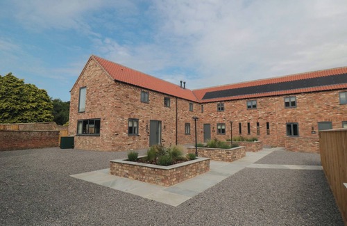 Thirsk Cabaña | The Tack Room