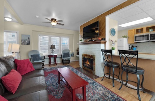 Seaside Cabaña | The Tides by the Sea - Entire rental unit in Seaside, Oregon, United States