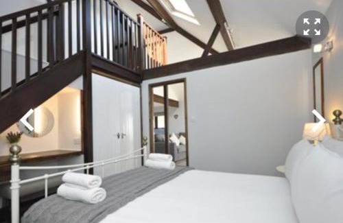 Whaddon Hotel | The Tollgate Inn