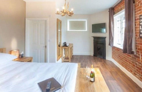 New Forest District Hotel | The Trusty Servant