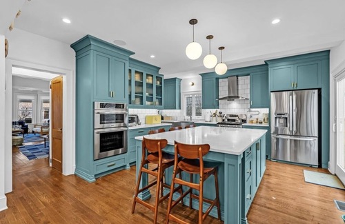 Asbury Park Casa | The Ultimate Beach House. Two blocks from Asbury Park beach! Dog-friendly.