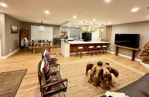 Oakhurst Casa | The Ultimate Mountain Retreat - Yosemite, Bass Lake