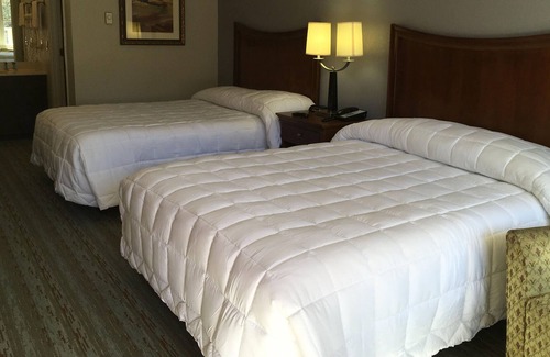 Forest Hills Hotel | The University Inn