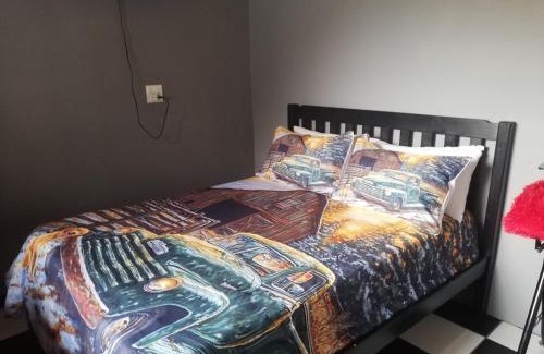 Sutherland Casa | The V8 House