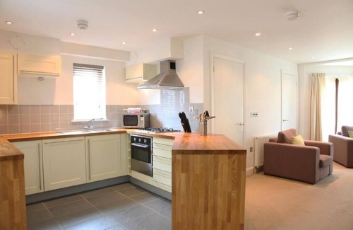 Carnon Downs Hotel | The Valley Cottages