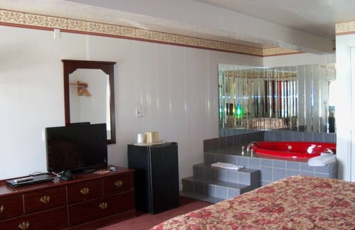 Harmarville Hotel | The Valley Motel