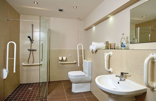 Woolley Moor Hotel | The View at The White Horse Woolley Moor