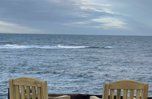 Cresswell Cabaña | The View Cresswell Stunning Beachfront Cottage sleeping upto 6 and dog friendly