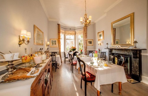 Sea Point Hotel | The Villa Rosa Hotel & Self-catering Apartments