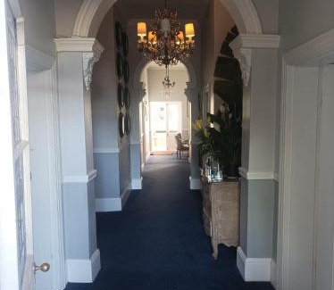 Sea Point Hotel | The Villa Rosa Hotel & Self-catering Apartments