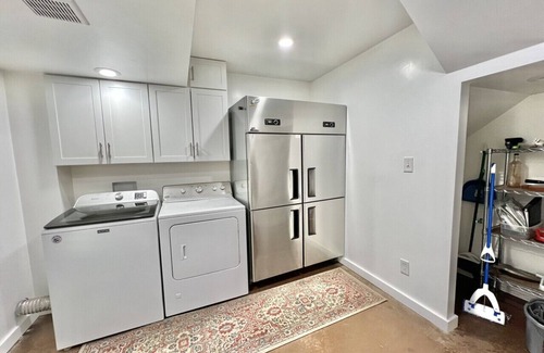 June Lake Casa | The Village House - Pet Friendly