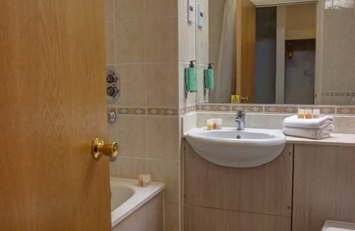 Hemel Hempstead Hotel | The Watermill Hotel, Sure Hotel Collection by Best Western