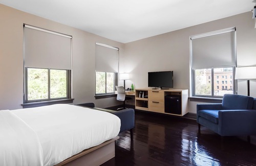 Hot Springs Hotel | The Waters Hot Springs, Tapestry Collection by Hilton