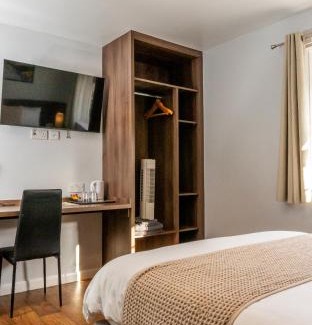 Nuneaton Hotel | The Watling Inn