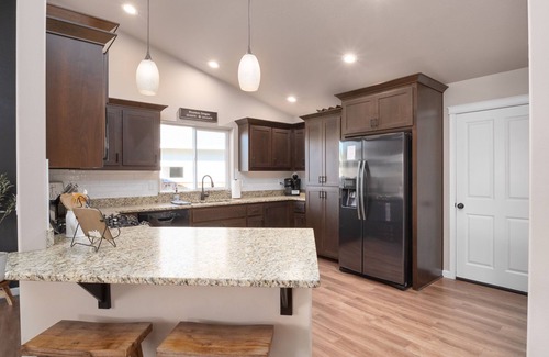 Winston Casa | The Watusi Place - A Modern Umpqua Valley Getaway