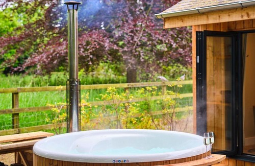 Barrow Cama Y Desayuno | The Weeping Willow