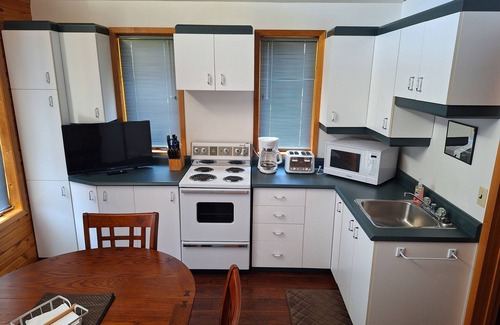 St. Charles Casa | The West Arm Getaway STRSTC-2025-01