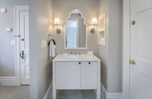 Ridgefield Hotel | The West Lane Inn - Double Queen Room