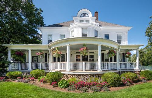 Ridgefield Hotel | The West Lane Inn