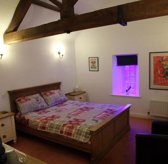 Sherington Hotel | The White Hart