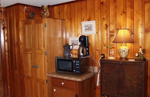 Hubert Casa | The White House on Freedom Way