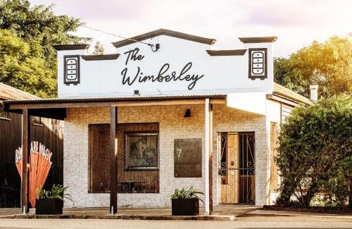 Goomeri Casa | The Wimberley - Stay in the heart of town Goomeri!