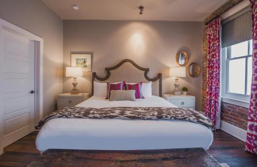 Downtown Asheville Hotel | The Windsor - Asheville