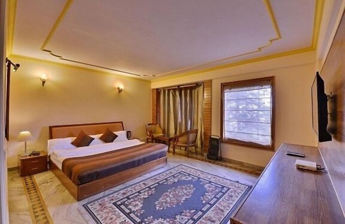 Naldehra Hotel | The Woodstock Resort